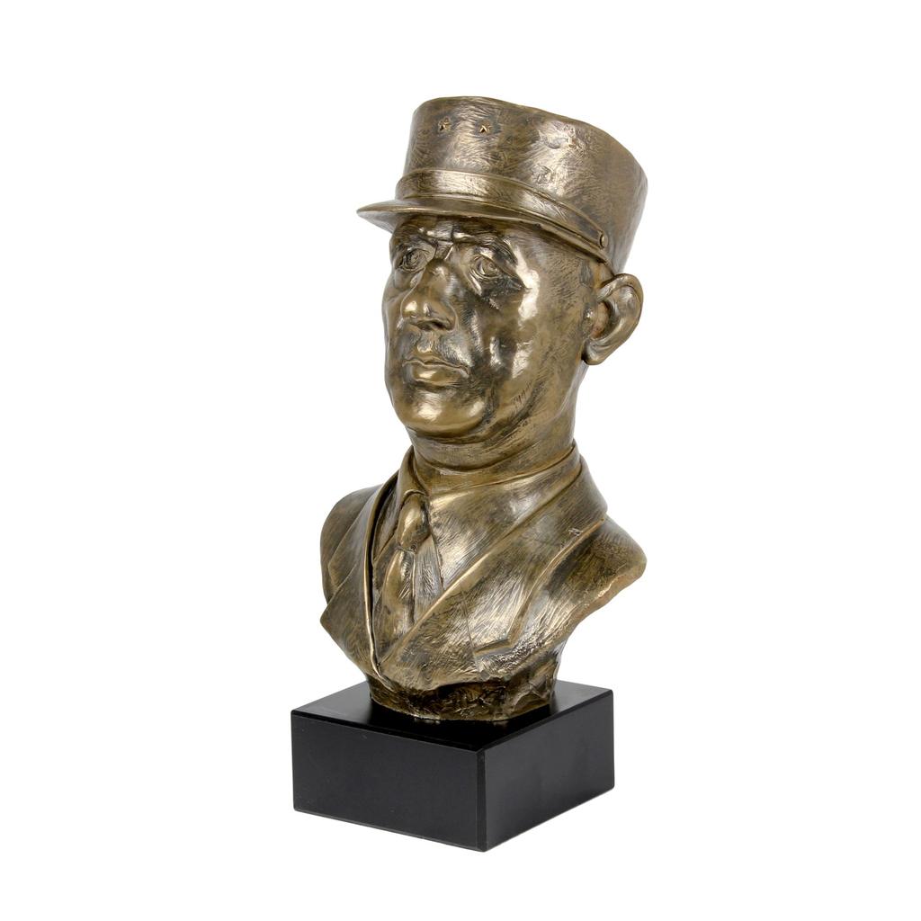 Charles de Gaulle - marble bust, statuette of a famous person, decoration for office, school, and hotel by the Art-Dog brand