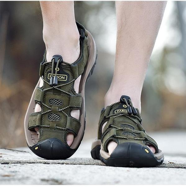 Hollow-out Wading Shoes Men Sandals Hiking Shoes Summer Casual Beach Sandals Plus Size