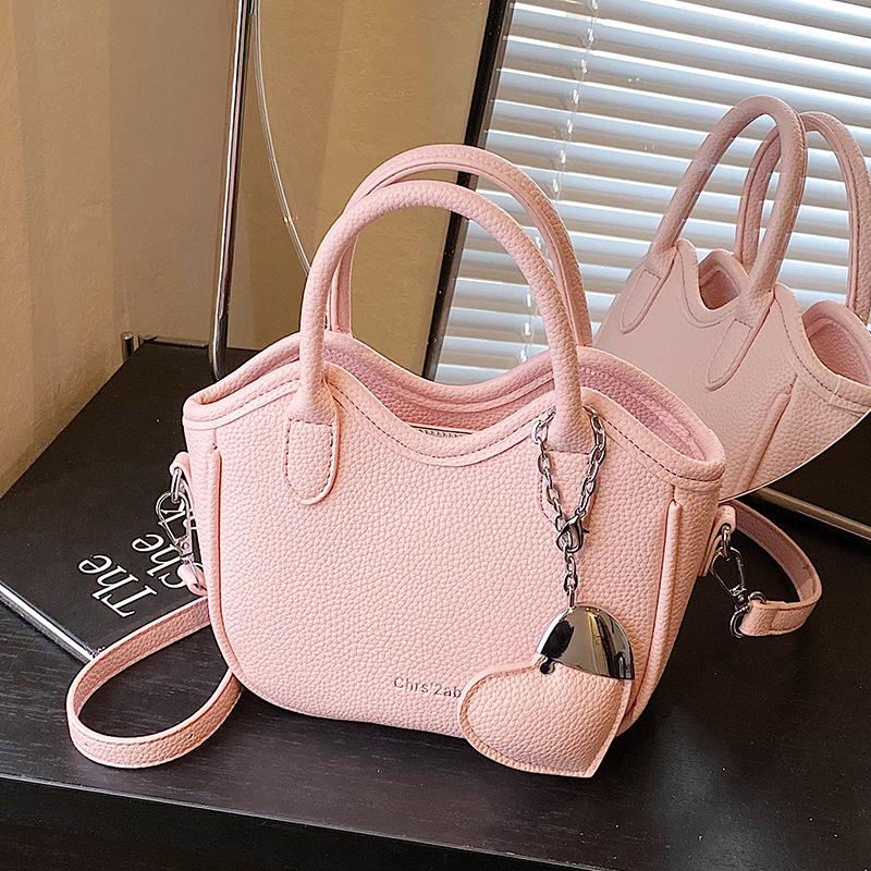 Korean version niche design fashion handbag 2025 spring new casual simple women trend shoulder messenger bag