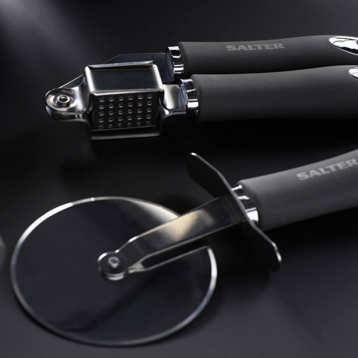 Coupe pizza - Salter - BW11387EU7 - Acier inoxydable - Ergonomique - Fini gris mat