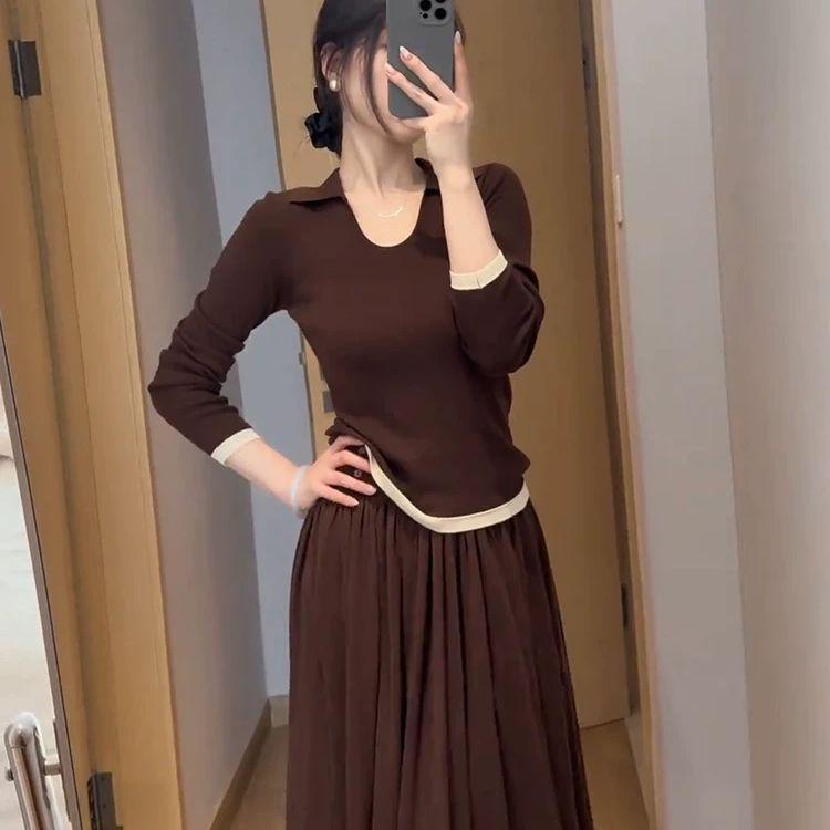 26 Autumn/Winter Elegant French Women's Two-Piece Set: Stunning Top and Skirt for a Youthful Look