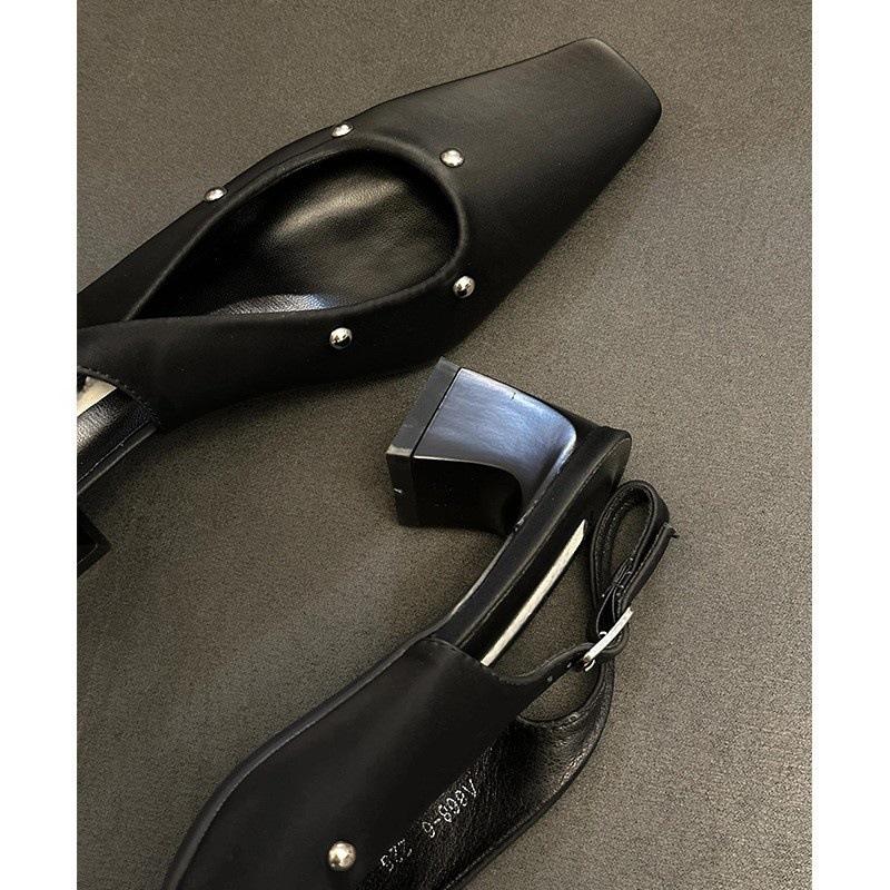 Comfortable sandals without tiring feet, back strap, thick heel, square head, black single shoes, summer skirt.