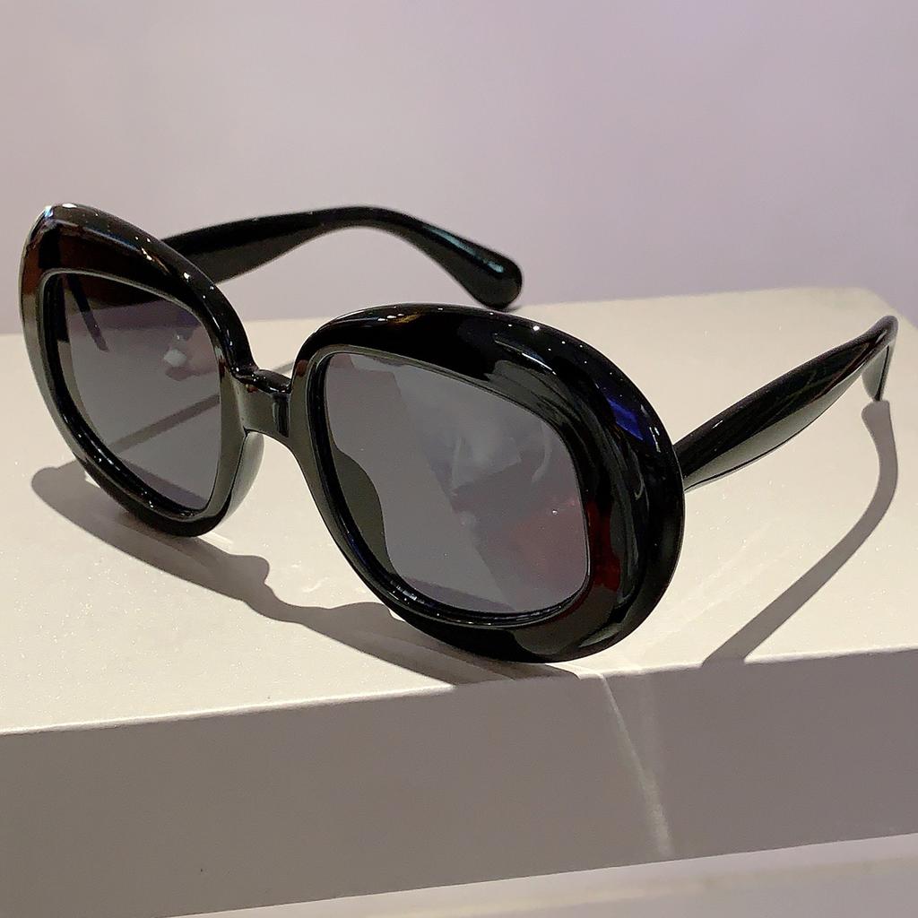 Oversized Fashion Sunglasses New Multi Candy Color Women Shades Trendy Stylish Gradient Brand Travelling Eyewear