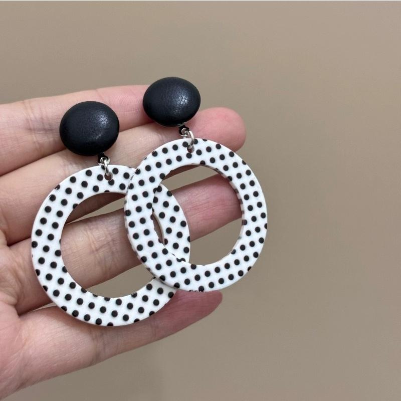 Adorables Boucles d'Oreilles Clips en Acrylique Fleur Pour Femmes Bohème Coréen Grand Géométrique Rond Carré Long Pendant Boucle d'Oreille Clip Bijoux