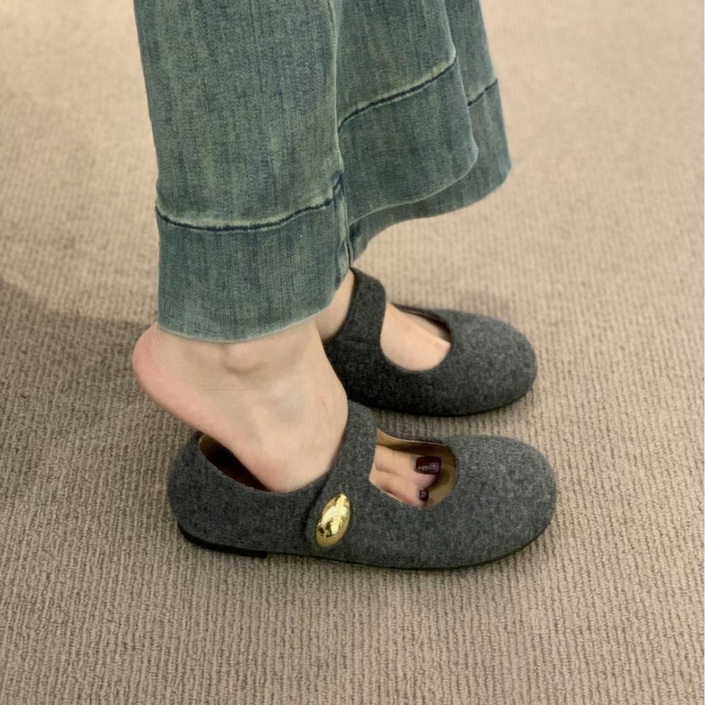 Retro Mori one-word buckle with grandma shoes for women's 2025 new cute round head flat shoes