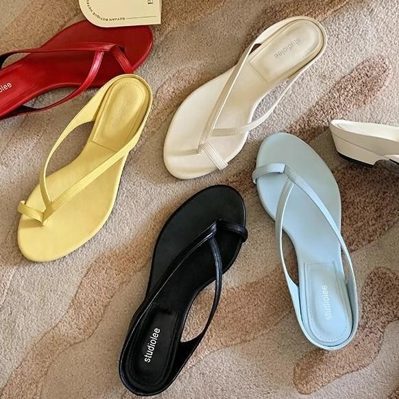 Sheepskin version of grape mother, the same temperament set of toe slippers for women's summer wear, minimalist thin strap round head thick heel cool 