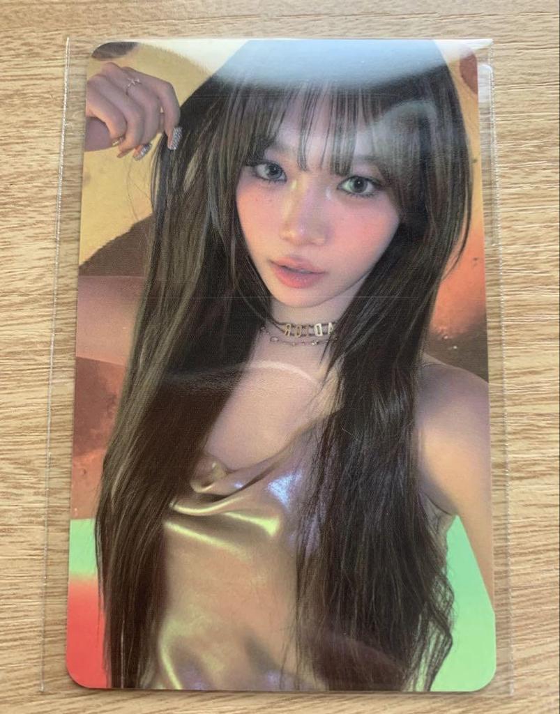 [USED] Lu Seraphim Chaewon HOT MMT Limited Trading Card