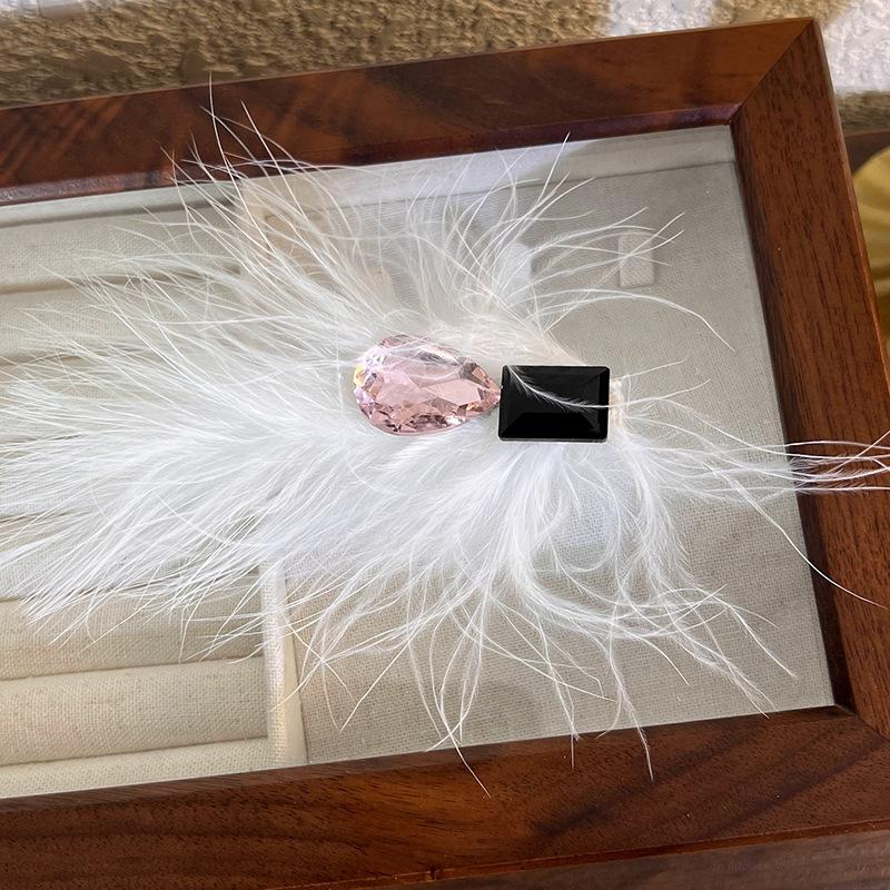 

Красочная заколка для волос с перьями, боковая заколка, расширенный смысл, заколка в виде клюва феи, женская новая заколка для челки, аксессуары для волос