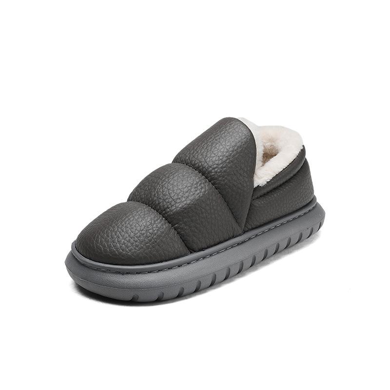 Зимние мужские хлопковые тапочки мужские зимние с закрытой пяткой нескользящие бархатные для дома теплая уличная толстая подошва хлопковая обувь 40-41 3244₽