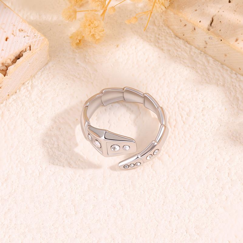 Ring - Elegant Female Style White Mother-of-pearl Snake-shaped Open-ended Ring - 18K Gold Electroplated with Diamonds - Snake Bone Ring