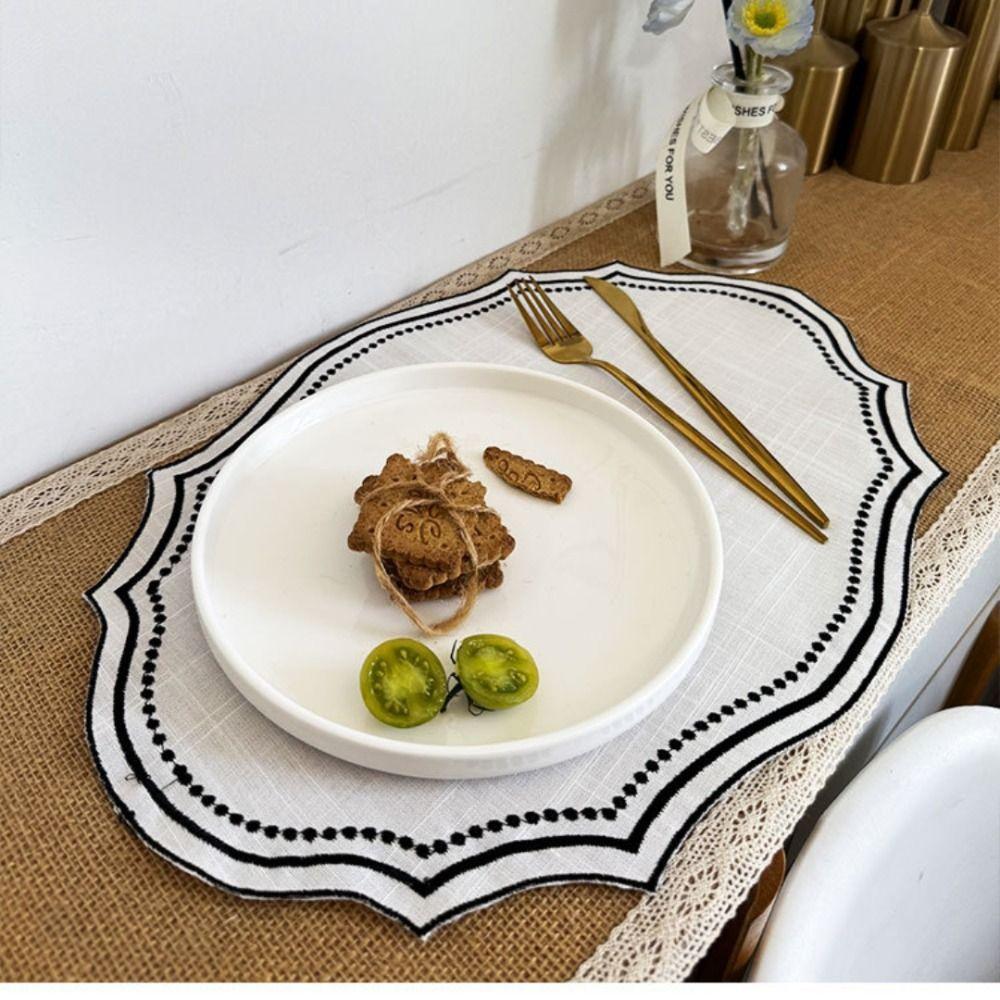Vintage Tischsets Servietten Imitation Baumwolle Leinen Bestickter Stoff Dekoratives Tischset Waschbar Französische Spitze Tischplatzset