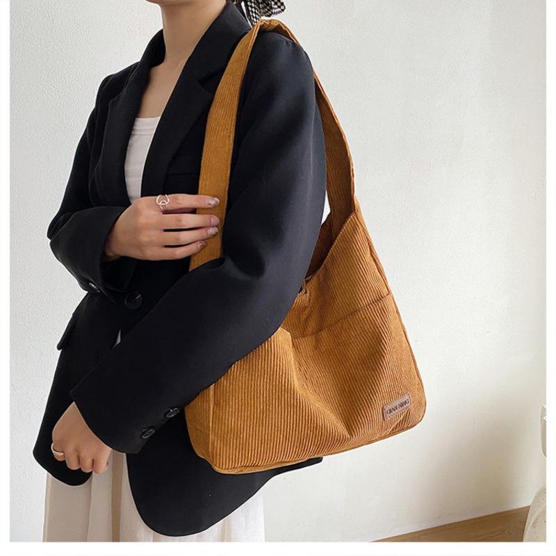 Modische Tragetasche mit großem Fassungsvermögen Damen Frühling Neuer Trend Stilvolle lässige Schultertasche Unterarm-Geldbörse