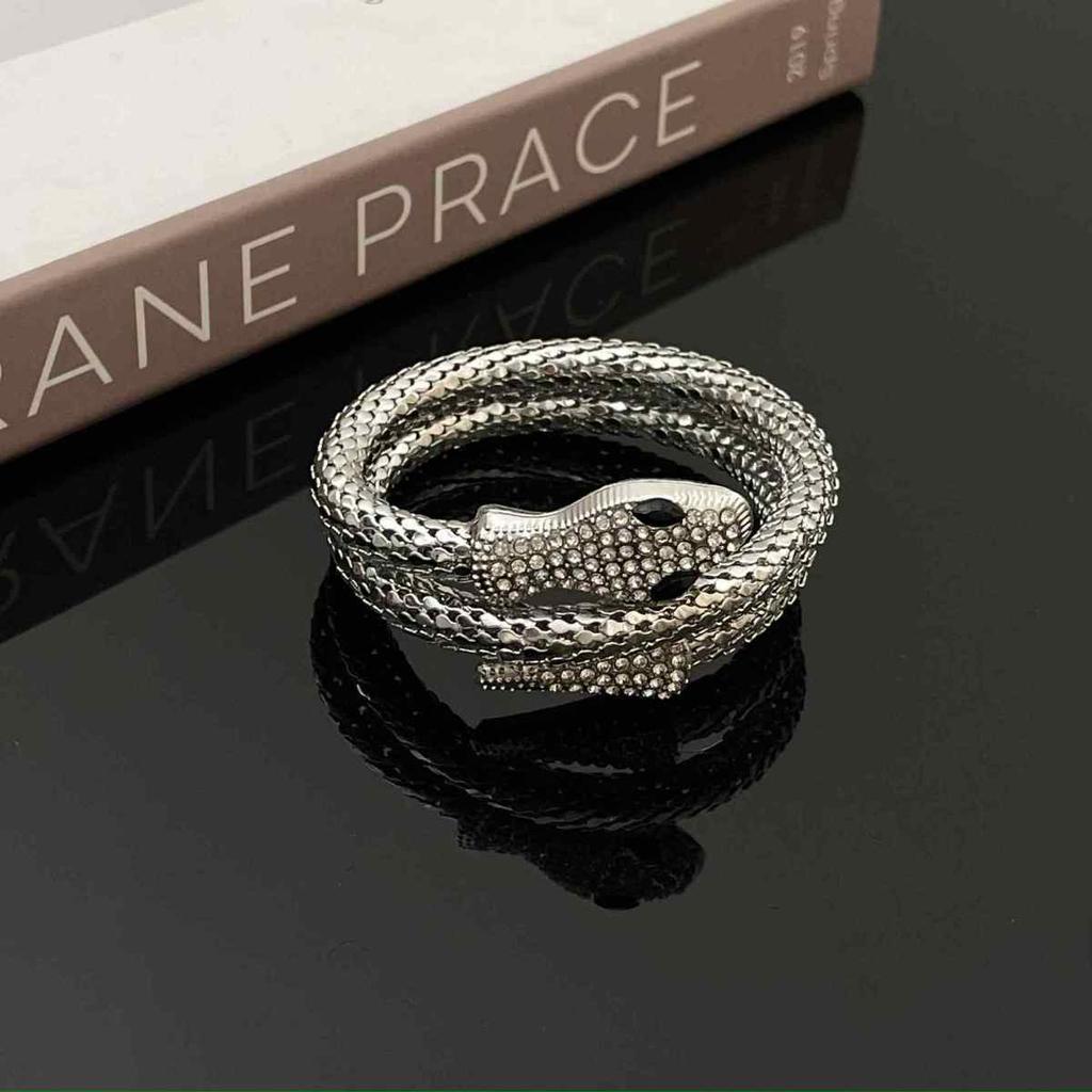 New Explosive Snake-shaped Bracelet,  Fashionable and Versatile Hand-decorated Bracelet