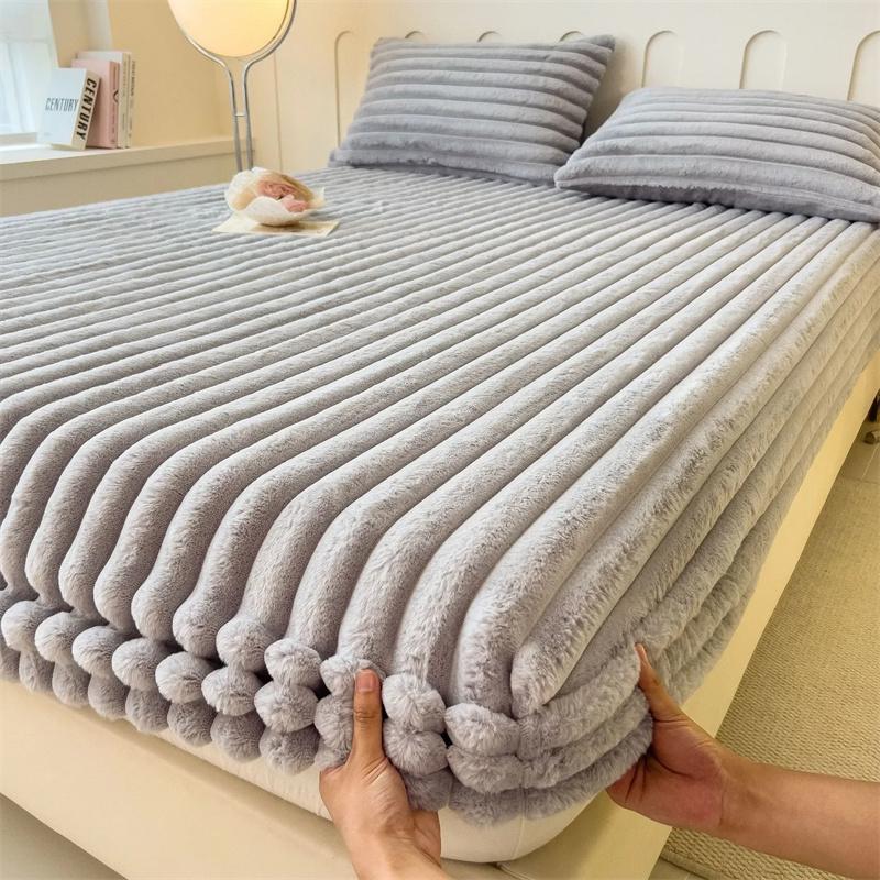 Thicken Bedsheet for Winter Bedcover Fluffy Plush Elastic Mattress Cover Fluffy Fleece Bed Linens Non-slip Mattress Cover