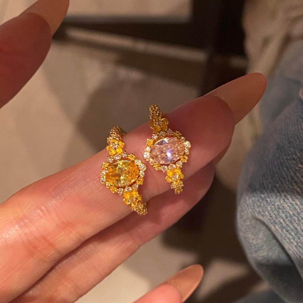 Sparkling High Carbon Diamond Open Ring Elegant Pink Pigeon Egg Yolk Design for Women