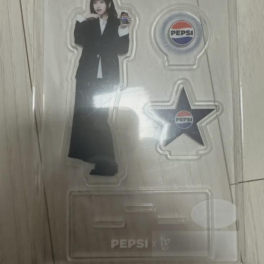 

Я продаю акриловый стенд I Sell The Pepsi Ive Ан Ю-джин