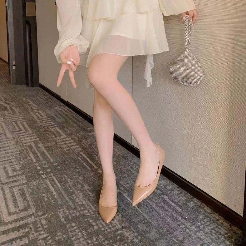 Fashion Women's Flat Shoes Autumn New Pointed Head Shallow Mouth Bright Leather Soft Sole Non-slip Single Shoes