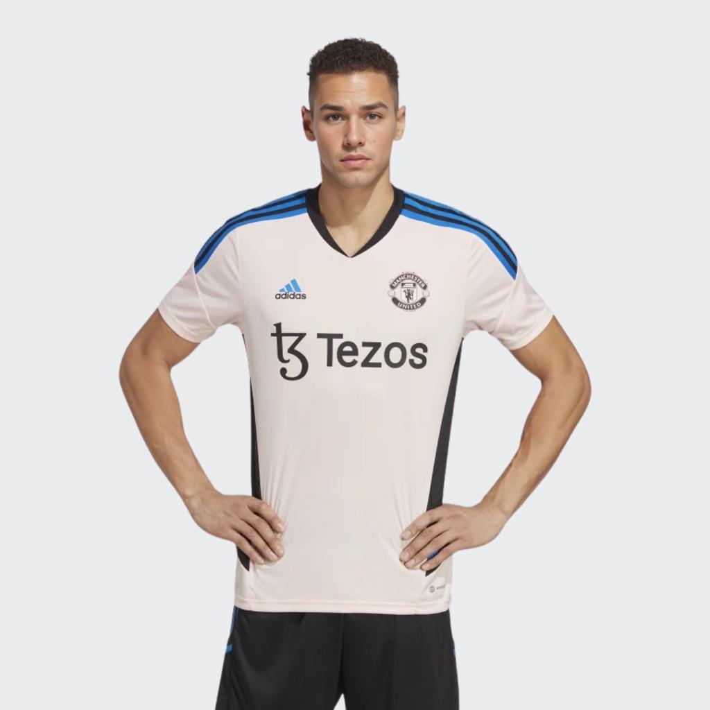 Adidas Alphabet Pattern Print Short Sleeve Soccer Jersey 22-23 Season Manchester United Men Tops Ice-Pink HT4293