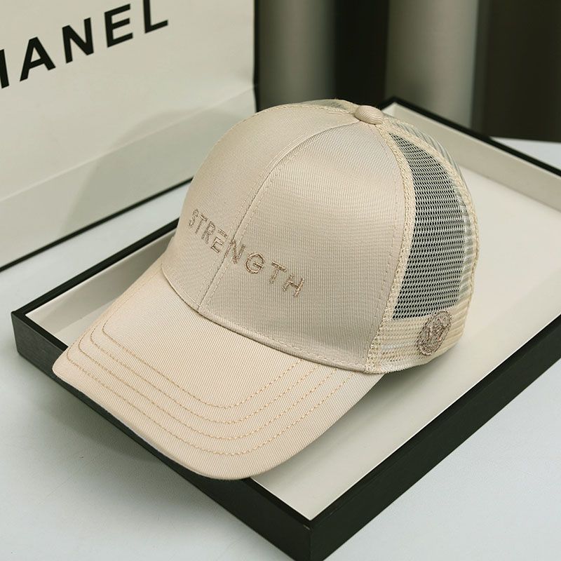 

Летняя солнцезащитная кепка женская корейская версия солнцезащитная кепка новая дышащая кепка мужская бейсболка с вышитым алфавитом бежевый