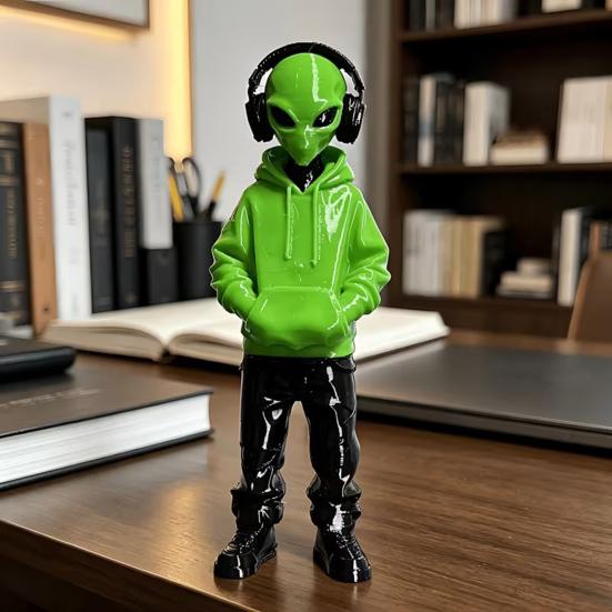 Aesthetic Room Embellishments 3D Printed Alien Figurine with Hoodie And Headphone, Trendy Desktop Custom 3d Collectibles Ornament, Cyber Style Statue