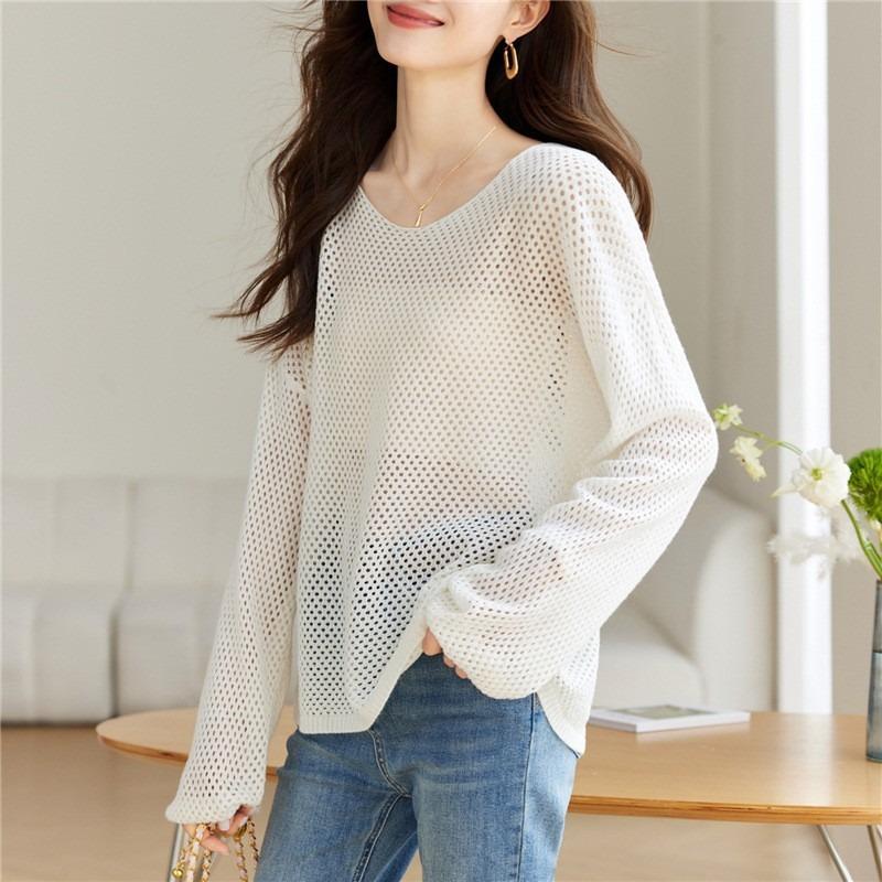 Spring and Summer New Solid Color Simple Hollow Knitted Sweater Women's Fashion Loose and Thin Bat Sleeve T-shirt Top Thin