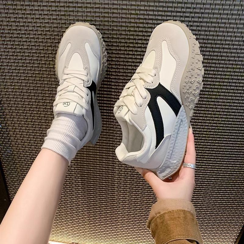 Versatile Forrest Gump shoes women's small waist thick soles 2025 autumn new women's shoes popular sports dad casual moral training shoes