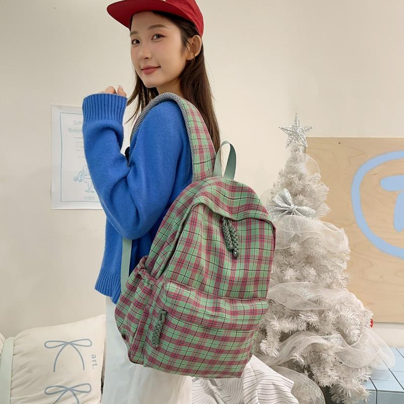 Simple Plaid Nylon Backpack Retro Large Capacity Casual Backpack with Multiple Pockets Suitable for Daily and Student Use