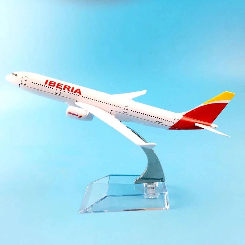 16 см Литая Металлическая Модель Самолета Boeing 737 Авиакомпании Iberia Испания Игрушки Для Детей Коллекция Дисплей красный