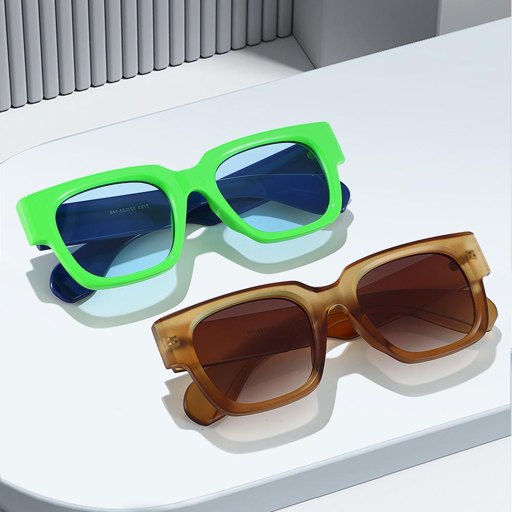New Fashion Square Sunglasses Personalized Trend Sunglasses European and American Street Shooting Outdoor Thick-rimmed Glasses Men and Women