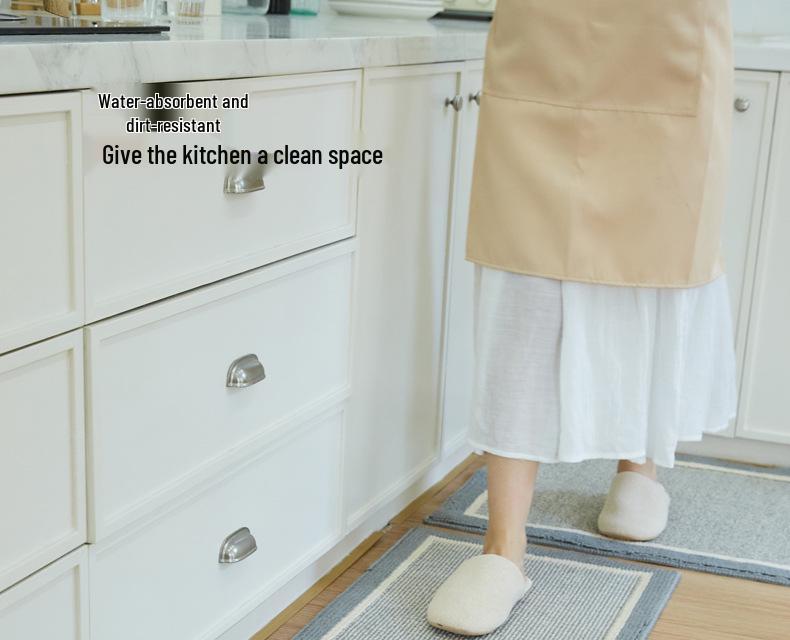 High-End Non-Slip Kitchen Floor Mat: Absorbent, Oil-Resistant, Wear-Resistant, Machine Washable Rug for Entrance.