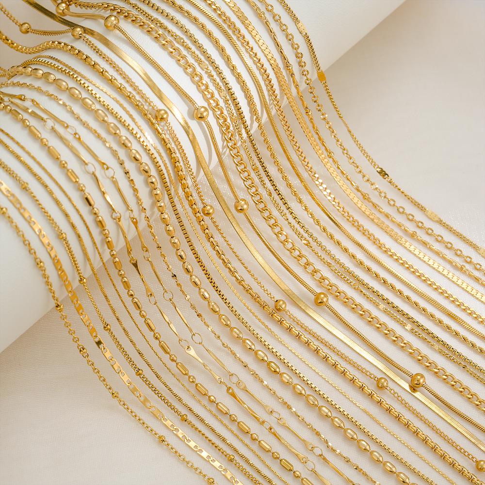 Élégant Collier Chaîne Boîte en Acier Titane Plaqué Or 18 Carats pour Femmes