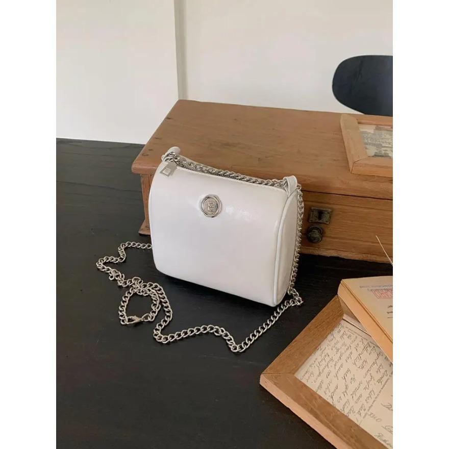 

Мини-сумки женские из искусственной кожи через плечо, модные однотонные сумки на цепочке через плечо, повседневные маленькие квадратные сумки, простые женские сумки