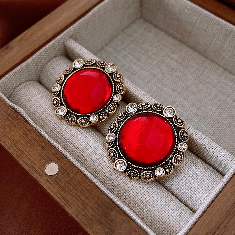 Medieval Vintage Rhombus Flower Earrings Retro Light Luxury High-end Earrings Niche Court Style Earrings