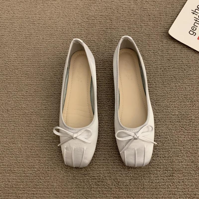 Bow square head shallow mouth flat-soled single shoes women's 2025 spring and autumn new gentle satin surface versatile casual single shoes