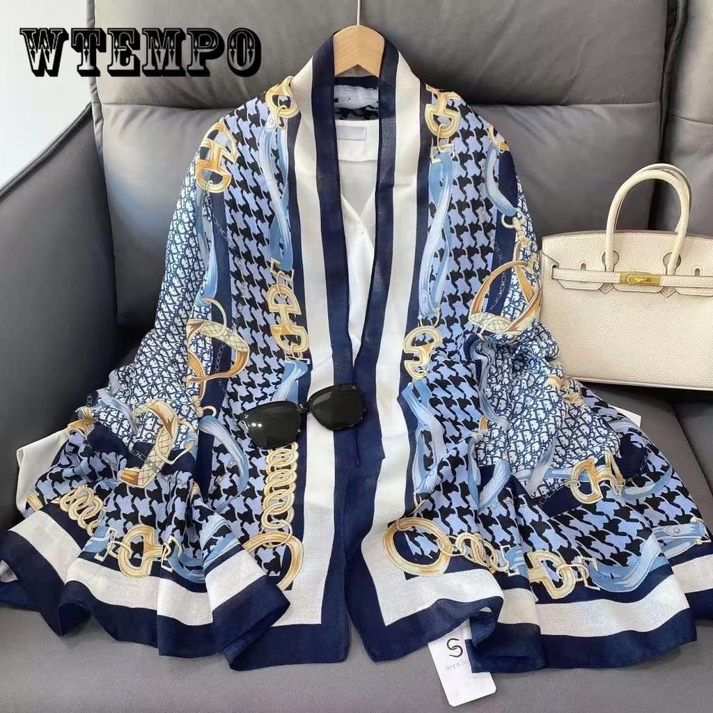 Luxusní značka Podzim a Zima Ženy Nový styl Móda Barva Sladěný Potisk Hedvábný šátek Lady Populární Pokrývka na hlavu Plážový šátek