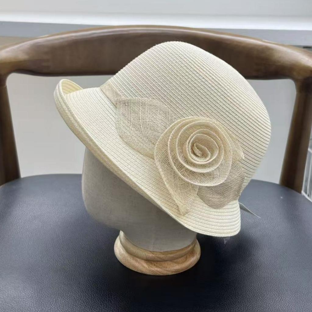 High-quality French Retro Elegant Top Hat Women's Summer Travel Atmosphere Qianjin Style Straw Hat Temperament Small Brim Basin Hat