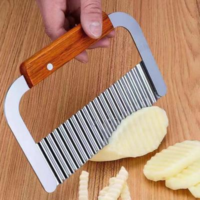 1/2 Stück Kartoffelschneider, Wellenschneider, Edelstahl, Wellenchipschneider, gewellte Klinge, Kartoffelschneider, Pommes Frites, Gemüsechipschneider, Küche