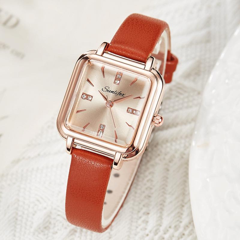 Klein Vierkant Koud Wind Niches Eenvoudig Student Kwarts Horloge Dames Trend Mode Temperament Horloge Partij