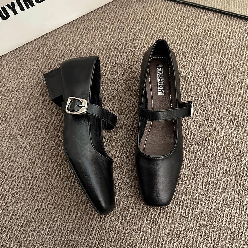 

Туфли Мэри Джейн женские весна и осень 2025 новые нежные подходящие к юбке туфли с открытым верхом на низком каблуке 40