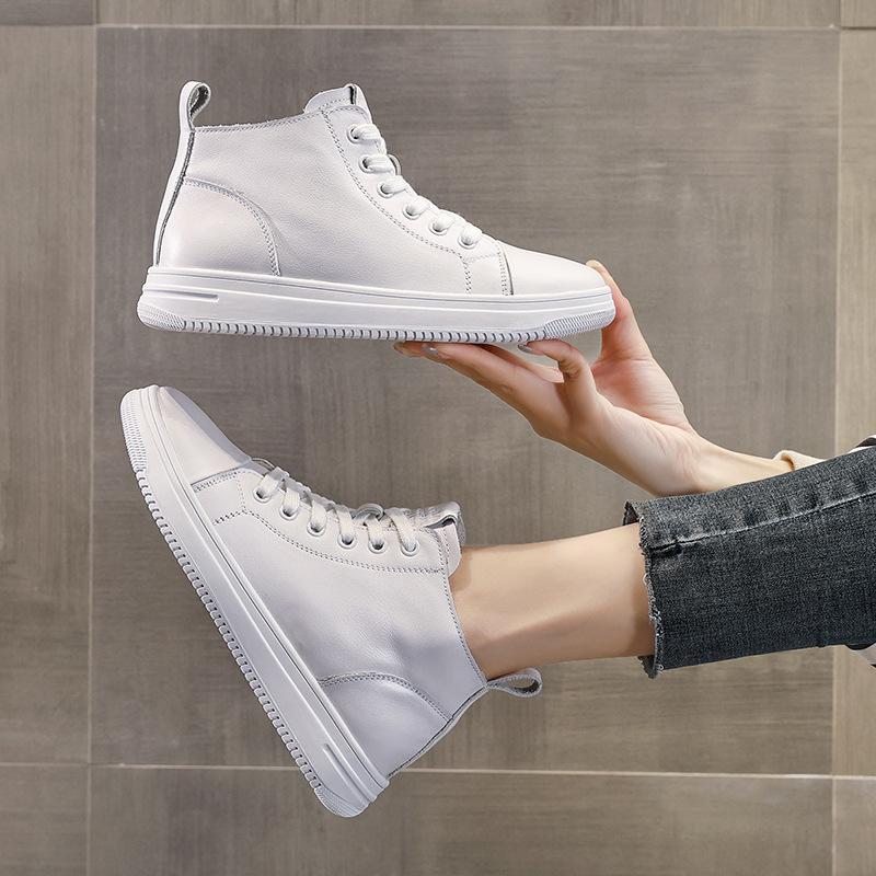 Board Shoes Women 2026 Spring and Autumn New Casual Fashion White Shoes High Top Shoes