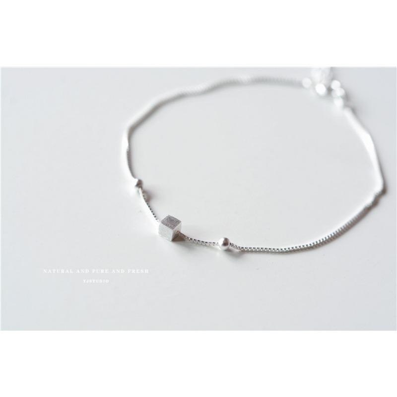 Popular Korean Version Bracelet Jewelry Women's Fashion Brushed Square, Retro Temperament Simple and Anti-allergic Jewelry