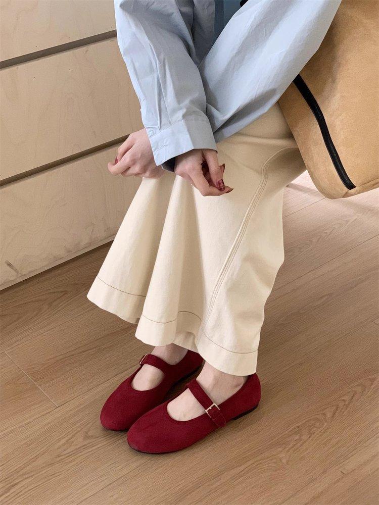 Francouzské retro jednopřezkové boty Mary Jane pro ženy k nošení 2025 nové vílí balerínky s mělkým výstřihem