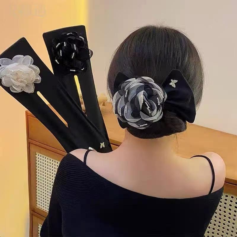 New Tea Flower Lazy Twist Comb Hair Accessory with A Bow-shaped Decoration for The Back of The Head, Suitable for Wavy Hair.