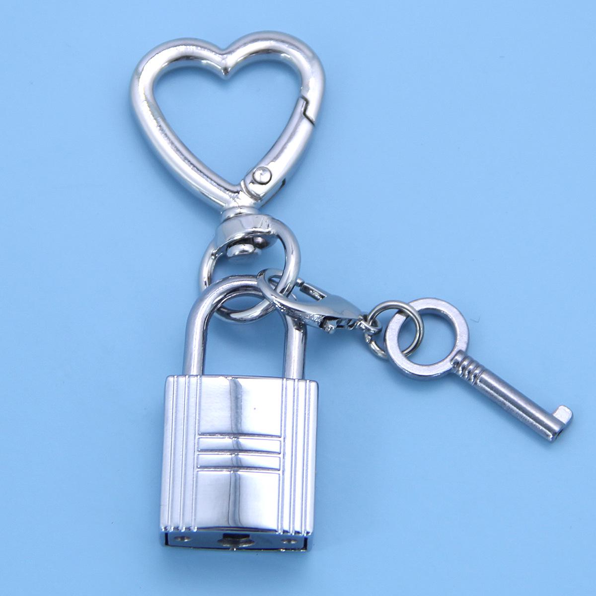 

Retro Square Padlock Pendant for Handbag and Luggage Decoration