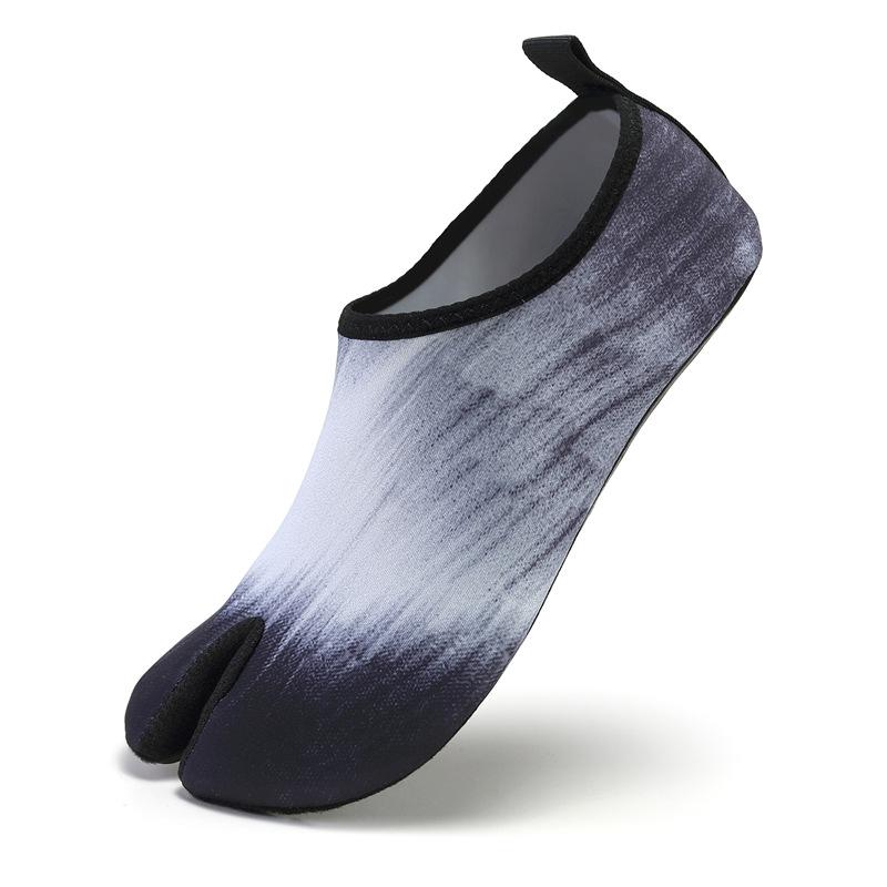 D07 Swimming Shoes Men's Women's Foot Covers Elastic Mesh Surface Clip Toe Water Upstream Indoor Yoga Large Size