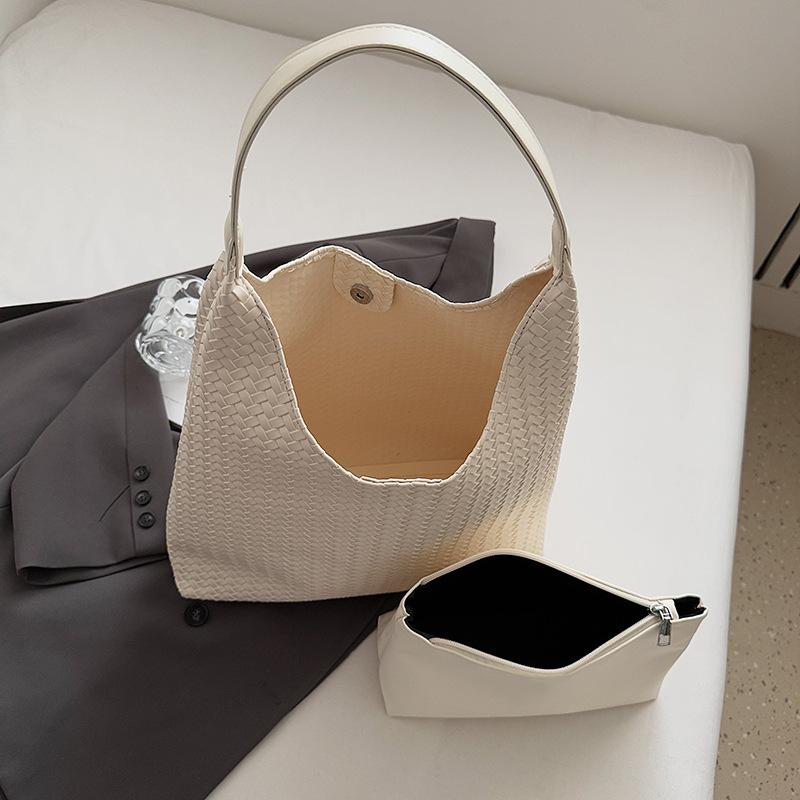 New niche design stylish and simple woven mother and child bag casual shoulder portable women's bag