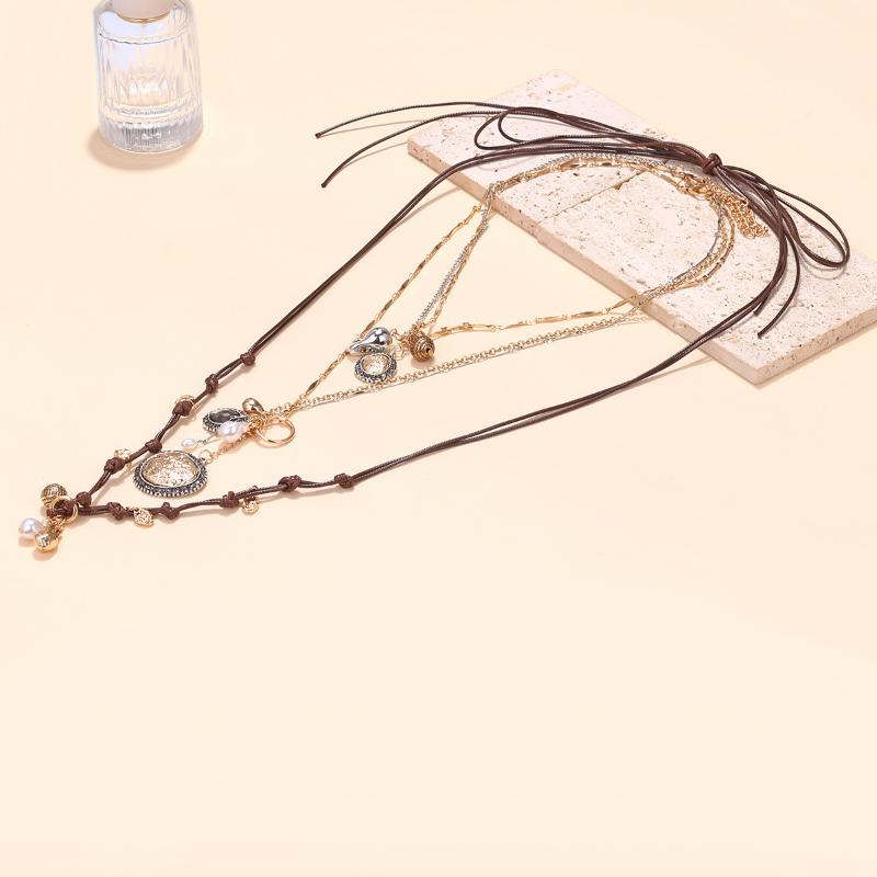 Bohemian Style Multi-Layer Rope Chains Metal Round Coin Badge Pendant Necklaces For Women Holiday Party Jewelry Neck Accessories