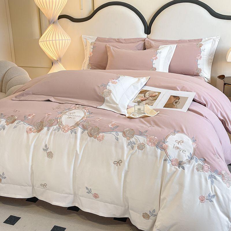 Set de lenjerie de pat de lux din bumbac integral cu broderie florală: Husă de plapumă și cearșaf de pat din bumbac de înaltă calitate cu fibre lungi.