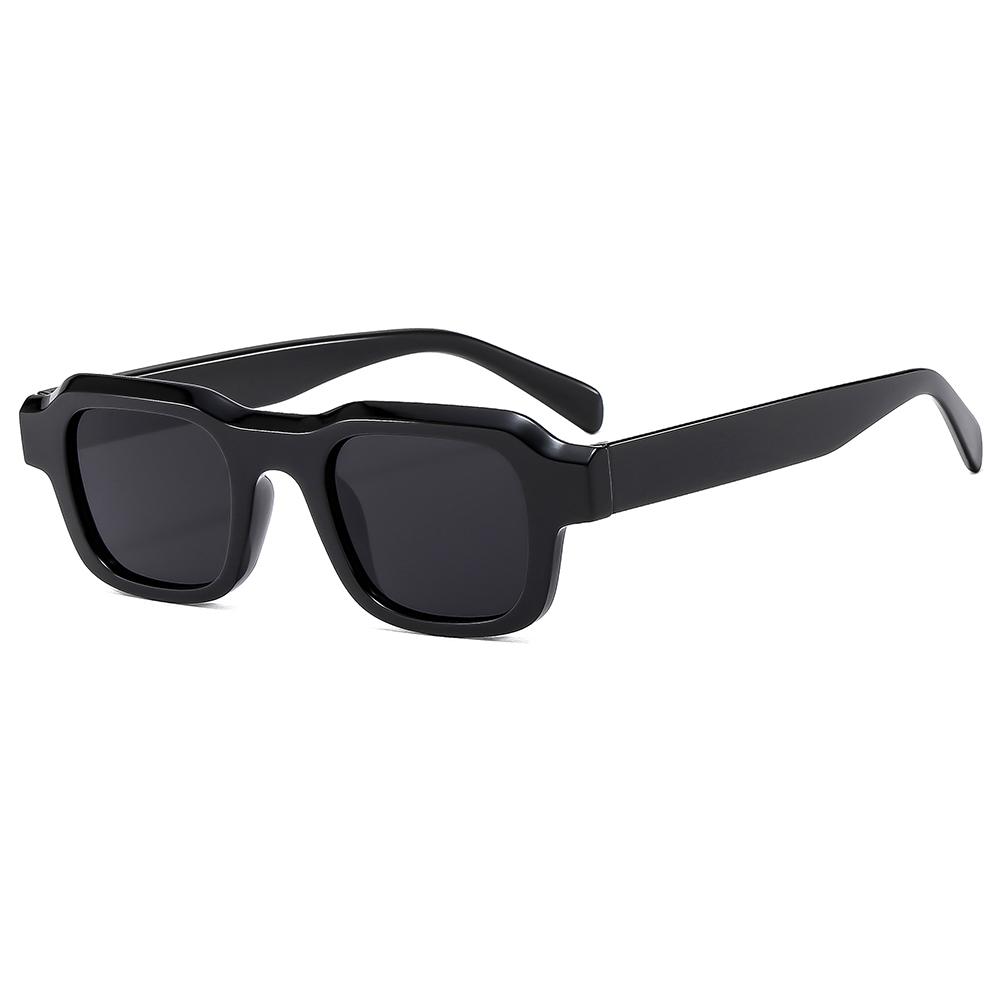 Retro Square Sunglasses Women Men Fashion Simple Design Glasses Trending Gradient Shades UV400 Eyeglasses
