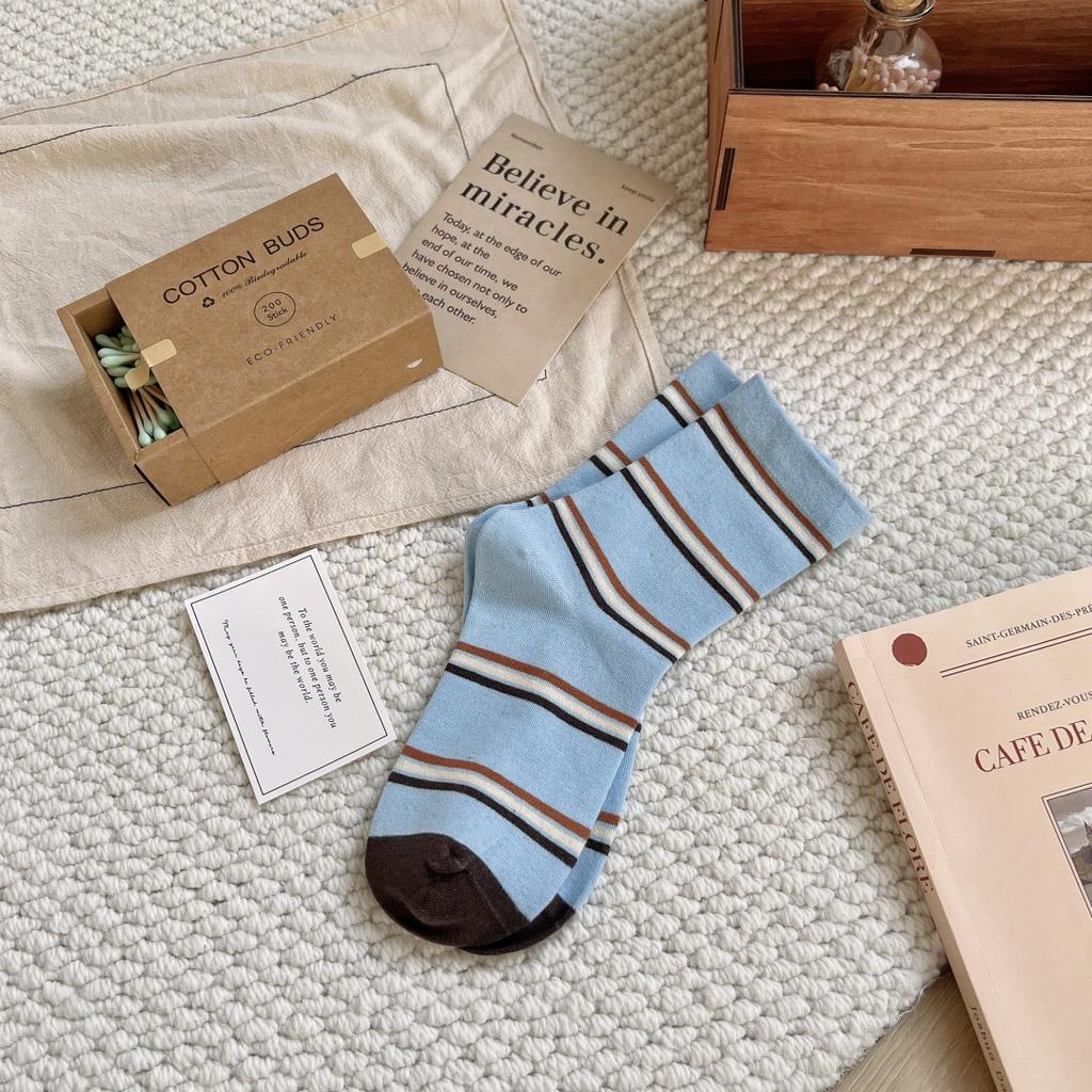 Herbst und Winter Miu Stil Gestreifte Mittellange Socken Kinder Leichter Luxus Retro Stapelsocken College Stil Literarische Baumwollsocken